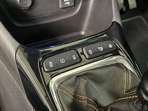 Vauxhall Crossland X thumbnail