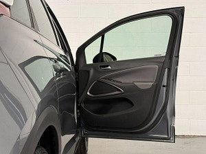 Vauxhall Crossland X thumbnail