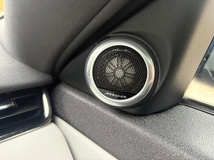 Land Rover Range Rover Evoque thumbnail