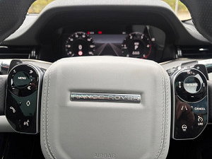 Land Rover Range Rover Evoque thumbnail