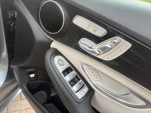 Mercedes-Benz C Class thumbnail