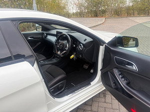 Mercedes-Benz CLA thumbnail