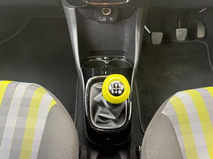 Peugeot 108 thumbnail