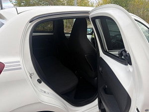 Peugeot 108 thumbnail