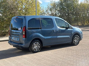 Peugeot Partner Tepee thumbnail