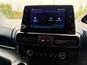 Peugeot Rifter thumbnail