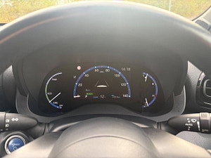 Toyota Yaris Cross thumbnail