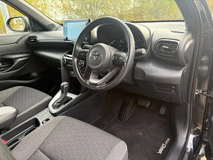 Toyota Yaris Cross thumbnail