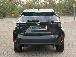 Toyota Yaris Cross thumbnail