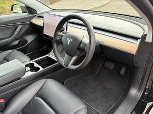 Tesla Model 3 thumbnail
