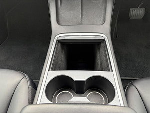 Tesla Model 3 thumbnail