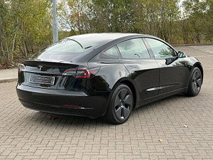 Tesla Model 3 thumbnail