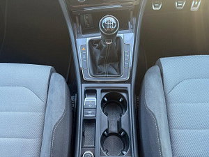 Volkswagen Golf thumbnail