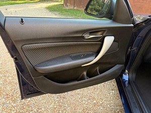 BMW 1 Series thumbnail