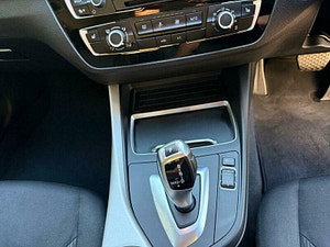 BMW 1 Series thumbnail