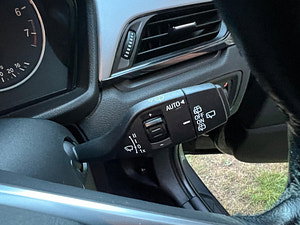 BMW X1 thumbnail