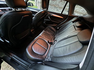 BMW X1 thumbnail
