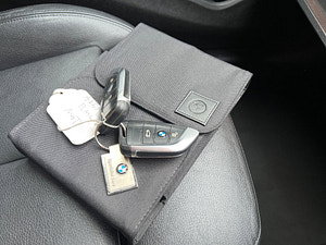BMW X1 thumbnail