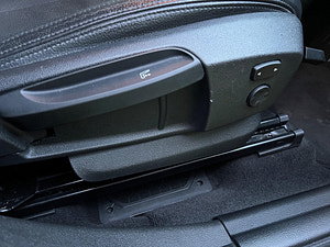BMW X1 thumbnail