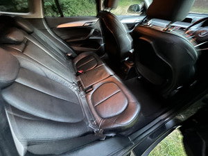 BMW X1 thumbnail
