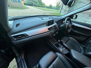 BMW X1 thumbnail