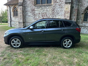 BMW X1 thumbnail