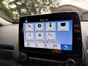 Ford EcoSport thumbnail