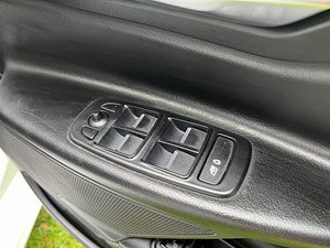 Jaguar XE thumbnail