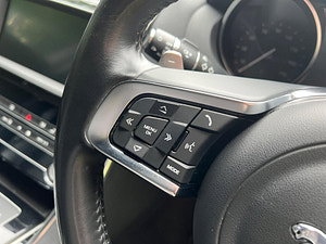 Jaguar XE thumbnail