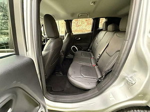 Jeep Renegade thumbnail