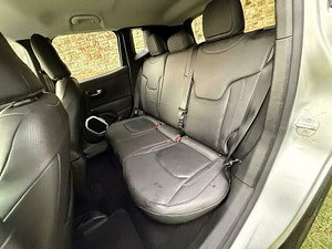 Jeep Renegade thumbnail