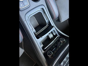 Mercedes-Benz GLA thumbnail