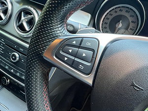 Mercedes-Benz GLA thumbnail