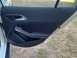 Mercedes-Benz GLA thumbnail