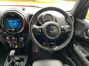 MINI Countryman thumbnail