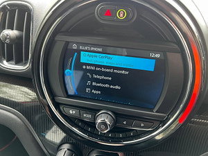 MINI Countryman thumbnail