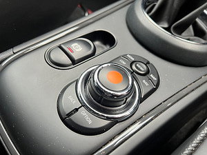 MINI Countryman thumbnail