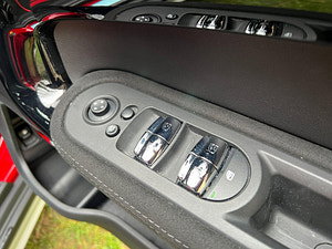 MINI Countryman thumbnail