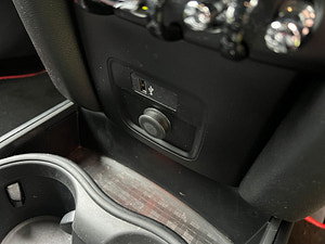 MINI Countryman thumbnail