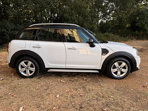 MINI Countryman thumbnail