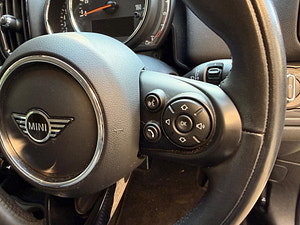 MINI Countryman thumbnail