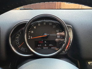 MINI Countryman thumbnail