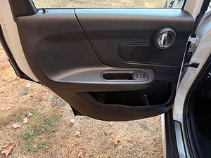 MINI Countryman thumbnail