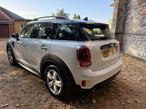 MINI Countryman thumbnail