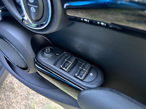 MINI Hatch thumbnail