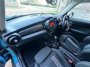 MINI Hatch thumbnail