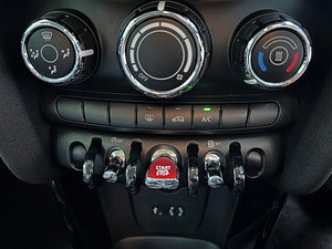 MINI Hatch thumbnail