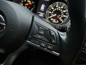 Nissan X-Trail thumbnail