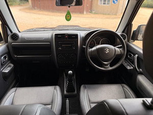 Suzuki Jimny thumbnail