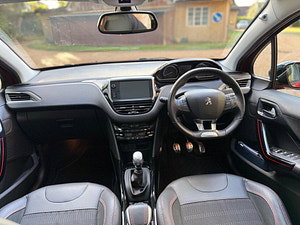 Peugeot 2008 thumbnail